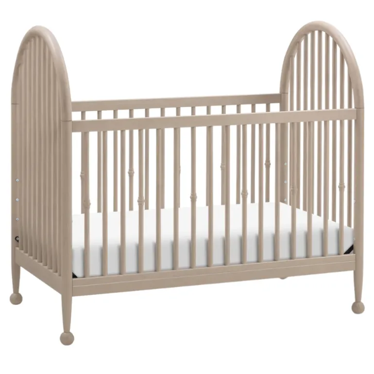 Alouette 3-in-1 Convertible Spindle Crib